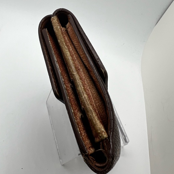 GUC Louis Vuitton Monogram Bifold Wallet - Picture 3 of 8